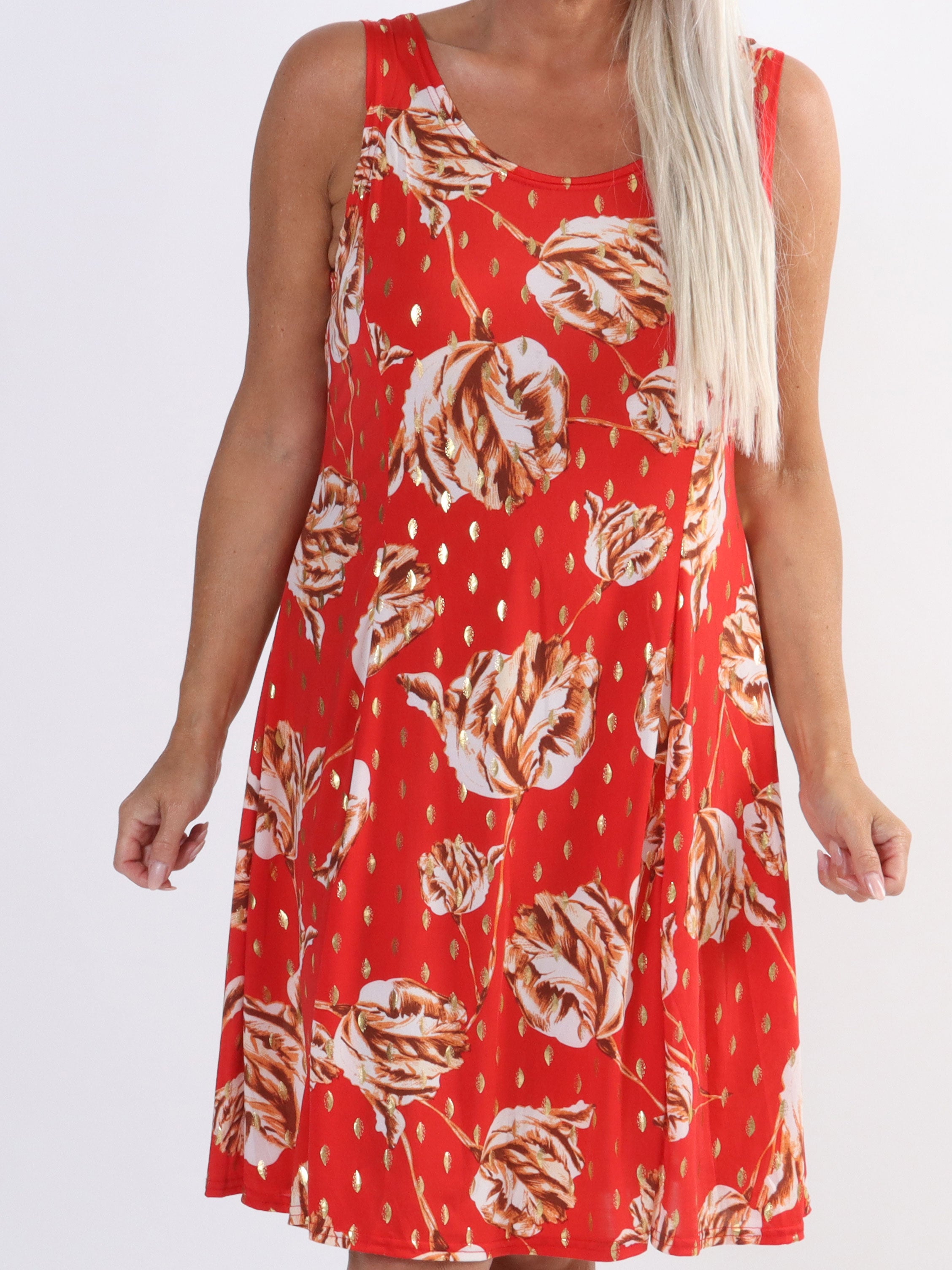 Maj Rose - Sød elastisk sommerkjole med rose motiver